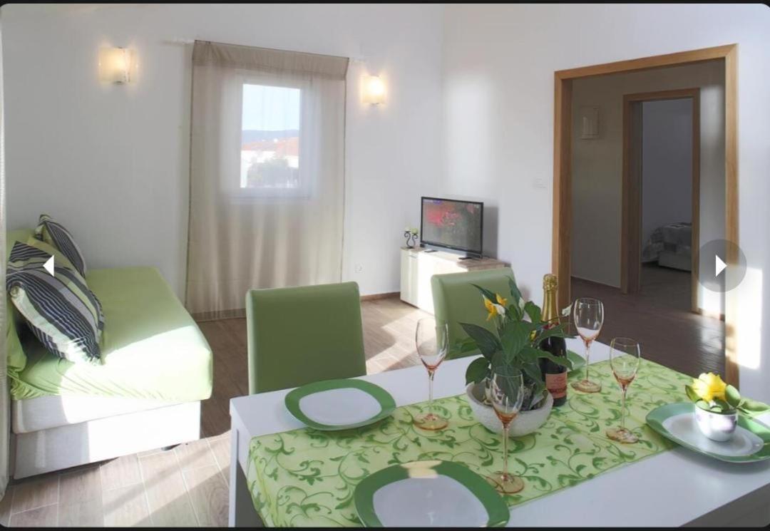 Apartman Zara Ražanj Екстериор снимка
